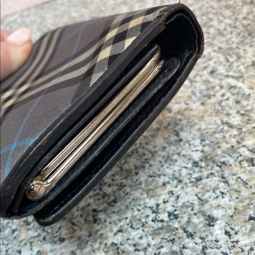 Burberry blue label wallet